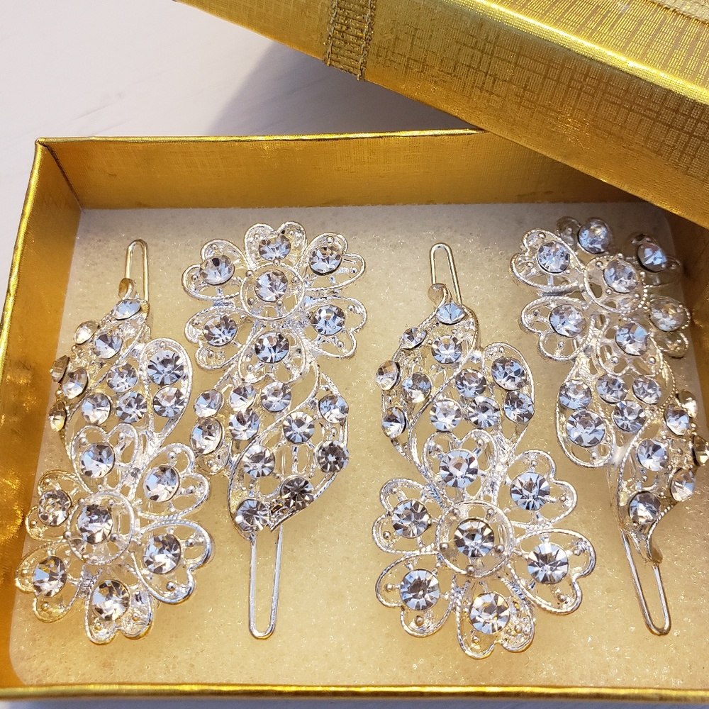 Bridal hair clips